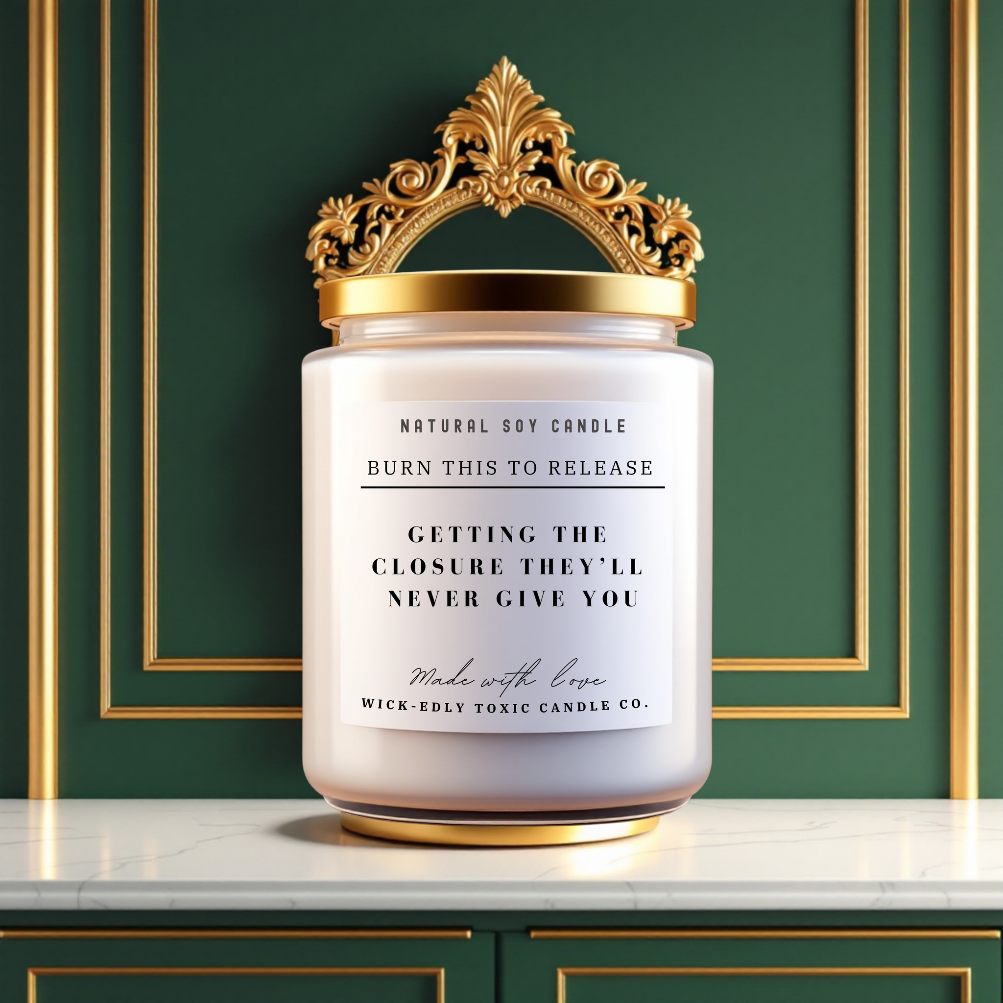 Closure lemon-scented 9oz soy candle in apothecary jar, eco-friendly coconut apricot wax, fresh and uplifting fragrance.